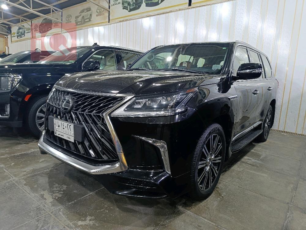 Lexus LX